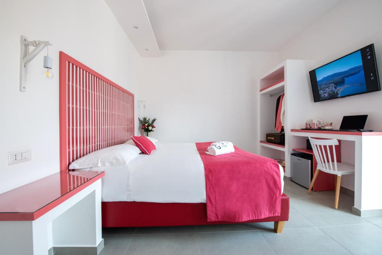 Al Campanile Hotel ซานตาเญลโล ภายนอก รูปภาพ