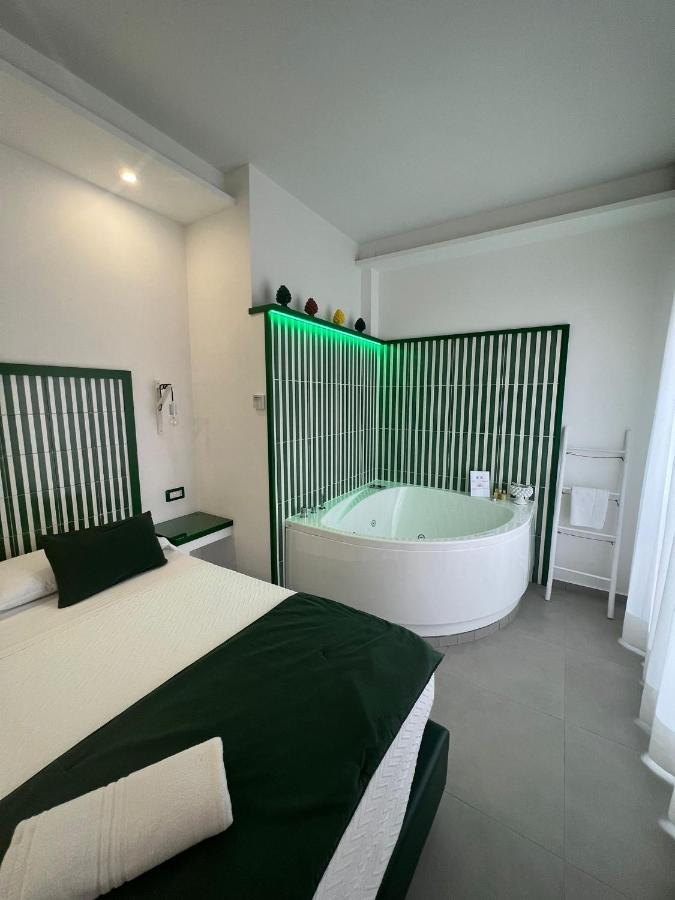 Al Campanile Hotel ซานตาเญลโล ภายนอก รูปภาพ